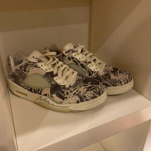 Air Jordan 5 low retro, 'expressions' colorway, women's 9.5